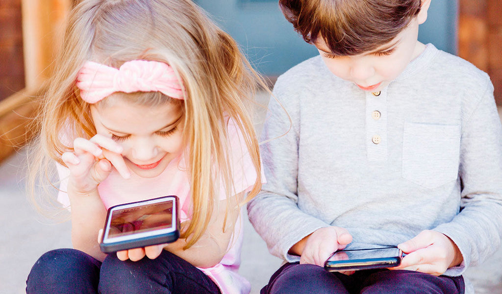 Cuándo y por qué regular el uso de pantallas en niños pequeños
